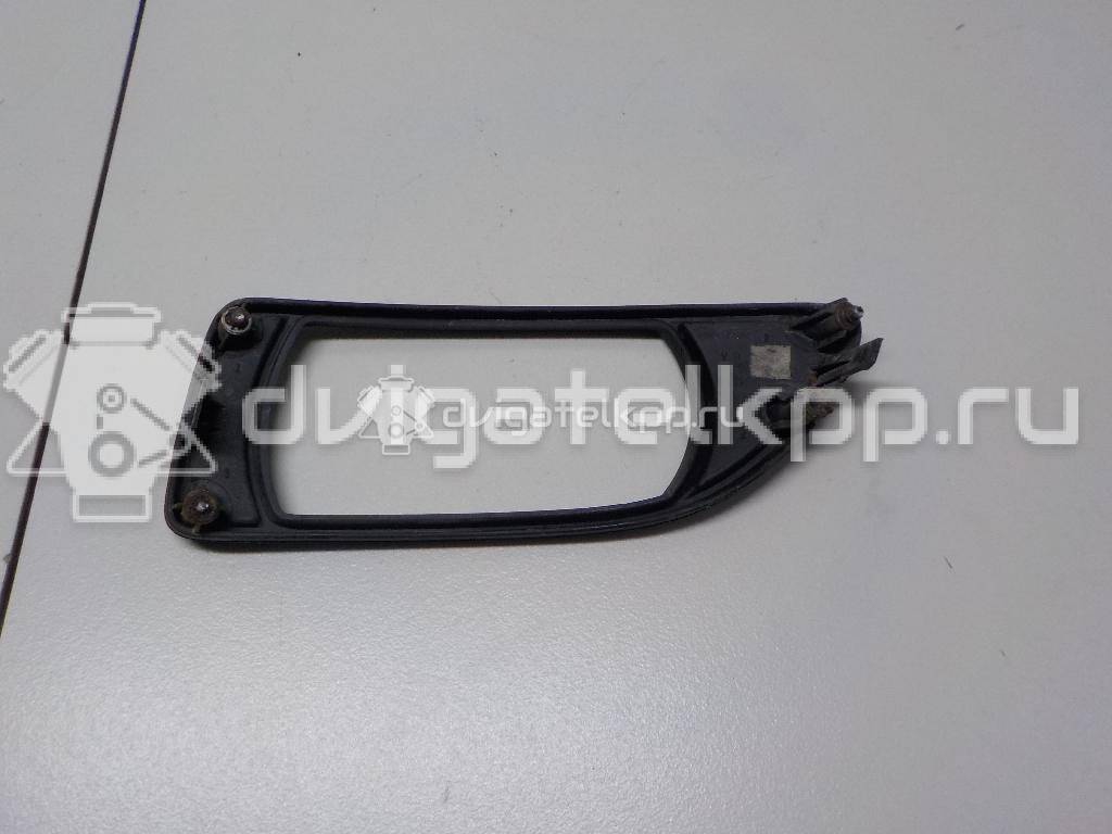 Фото Рамка противотуманной фары правой  865134d010 для Kia Carnival {forloop.counter}}