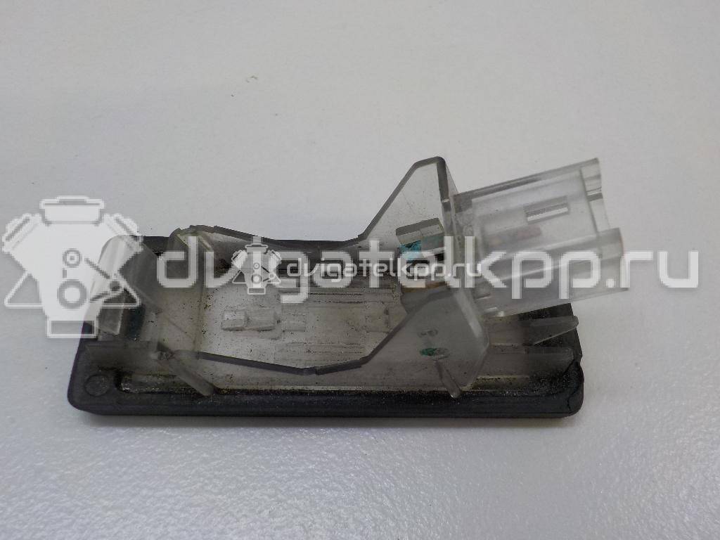 Фото Фонарь подсветки номера  8200013577 для Renault Modus Grand F Jp0 / Megane / Clio / Laguna / Scénic {forloop.counter}}