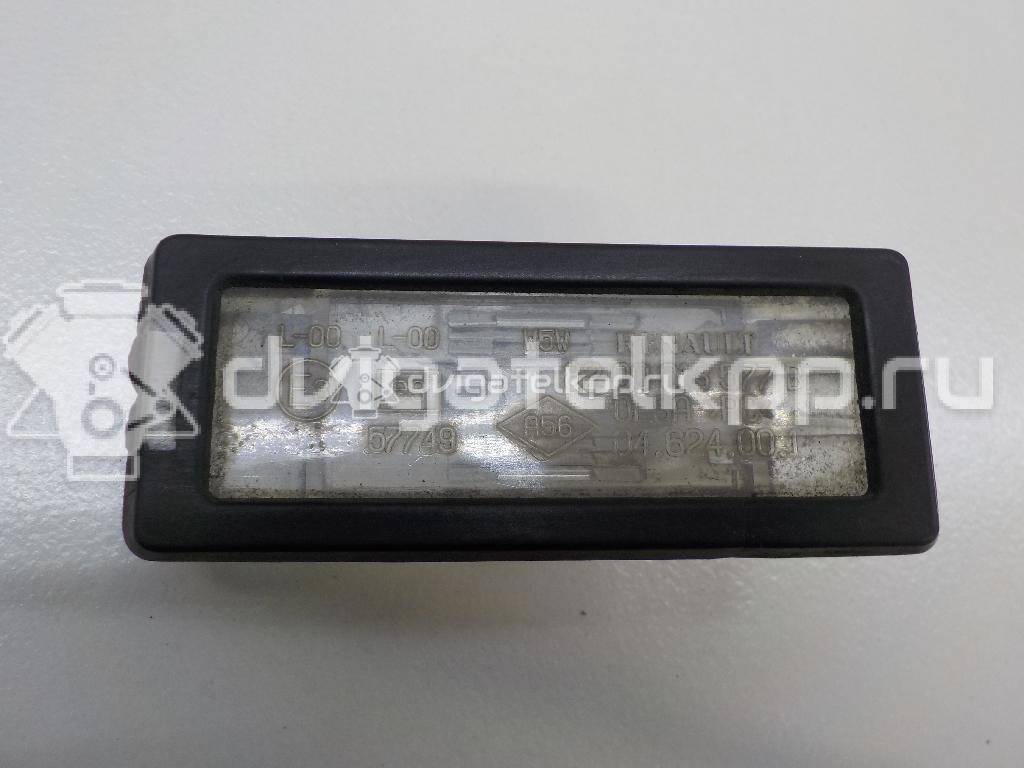 Фото Фонарь подсветки номера  8200013577 для Renault Modus Grand F Jp0 / Megane / Clio / Laguna / Scénic {forloop.counter}}