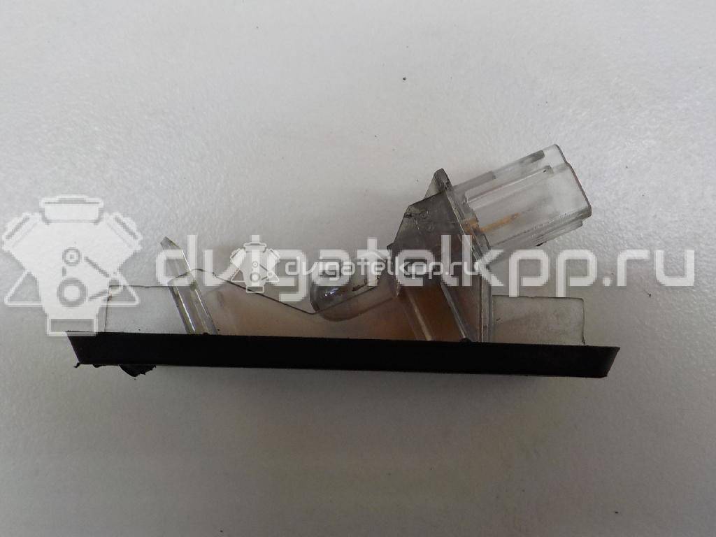 Фото Фонарь подсветки номера  8200013577 для Renault Modus Grand F Jp0 / Megane / Clio / Laguna / Scénic {forloop.counter}}