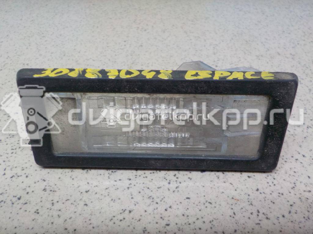 Фото Фонарь подсветки номера  8200013577 для Renault Modus Grand F Jp0 / Megane / Clio / Laguna / Scénic {forloop.counter}}