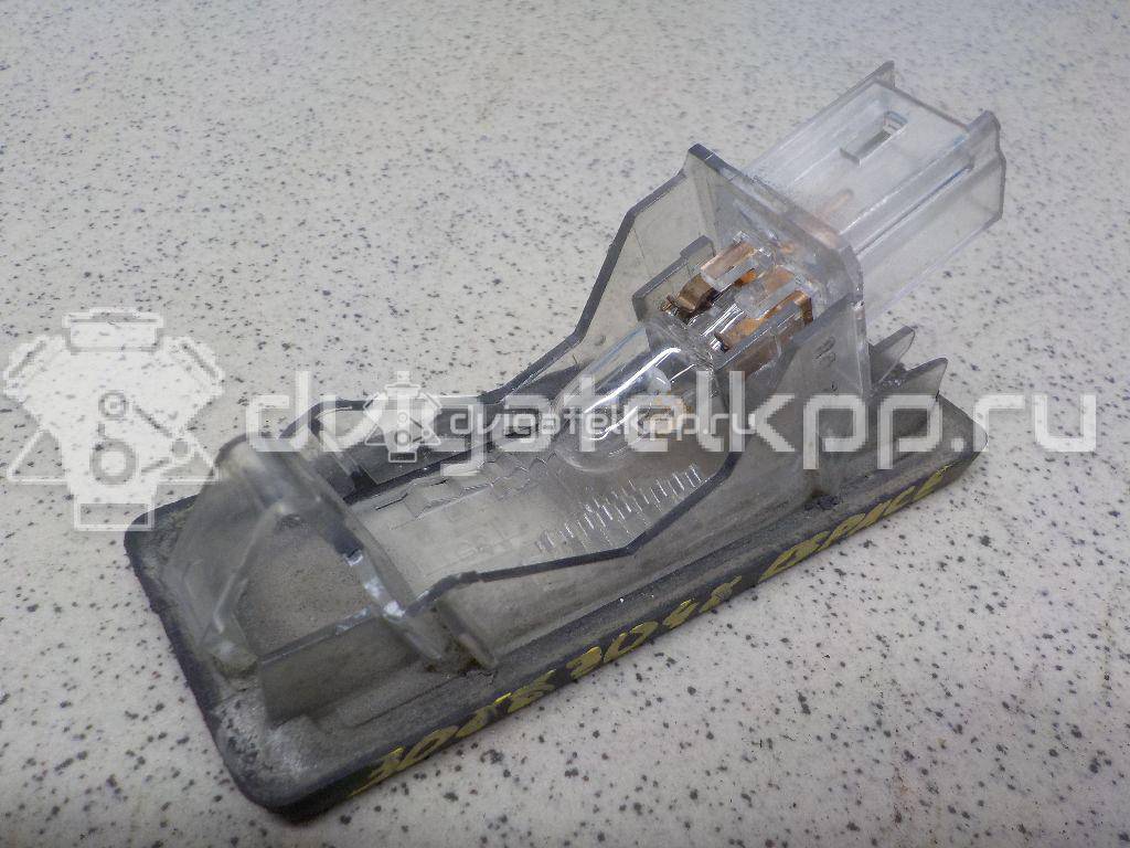 Фото Фонарь подсветки номера  8200013577 для Renault Modus Grand F Jp0 / Megane / Clio / Laguna / Scénic {forloop.counter}}