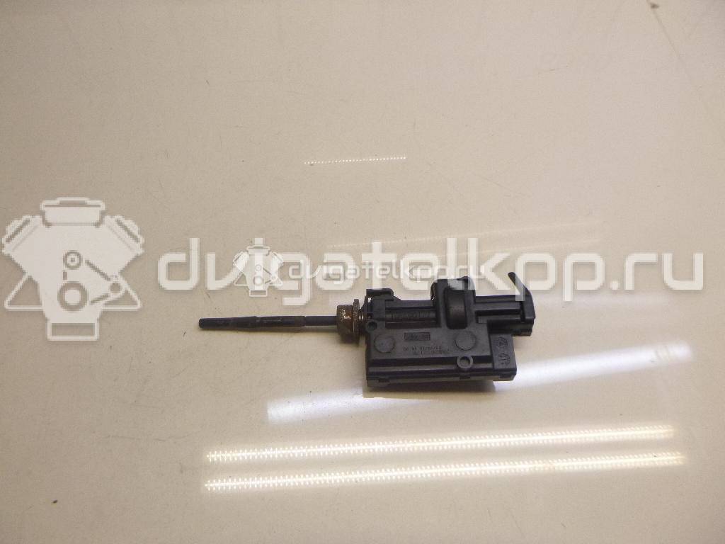 Фото Активатор замка крышки бензобака  788265217R для Renault Modus Grand F Jp0 / Megane / Clio / Laguna / Scénic {forloop.counter}}