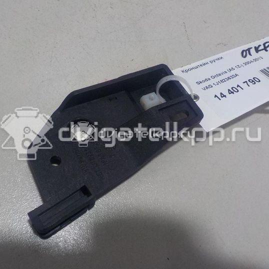 Фото Кронштейн ручки  1J1823633A для Seat Ibiza / Cordoba / Leon / Toledo / Altea