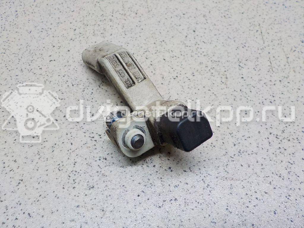 Фото Датчик положения коленвала  04L906433E для seat Leon (5F) {forloop.counter}}