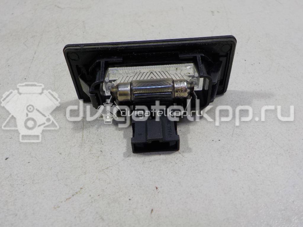 Фото Фонарь подсветки номера  8T0943021 для Skoda Fabia / Superb / Yeti 5L {forloop.counter}}