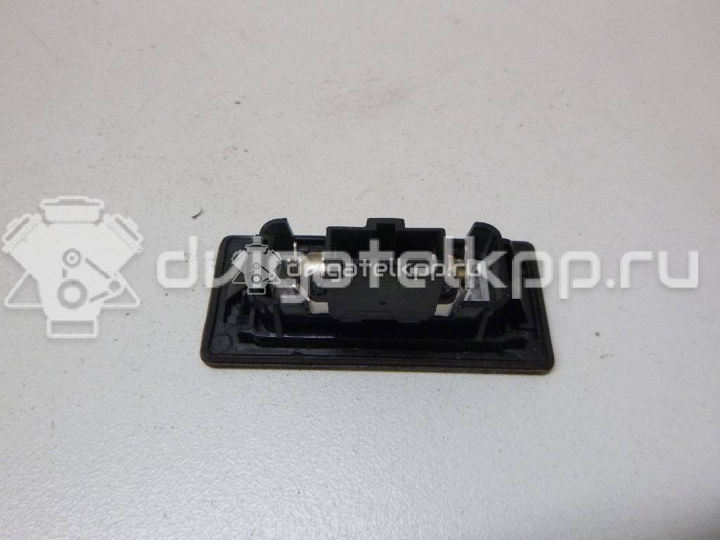 Фото Фонарь подсветки номера  8T0943021 для Skoda Fabia / Superb / Yeti 5L {forloop.counter}}