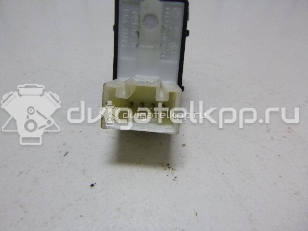 Фото Кнопка стеклоподъемника  5J0959855 для Skoda Roomster 5J / Fabia / Superb / Rapid {forloop.counter}}