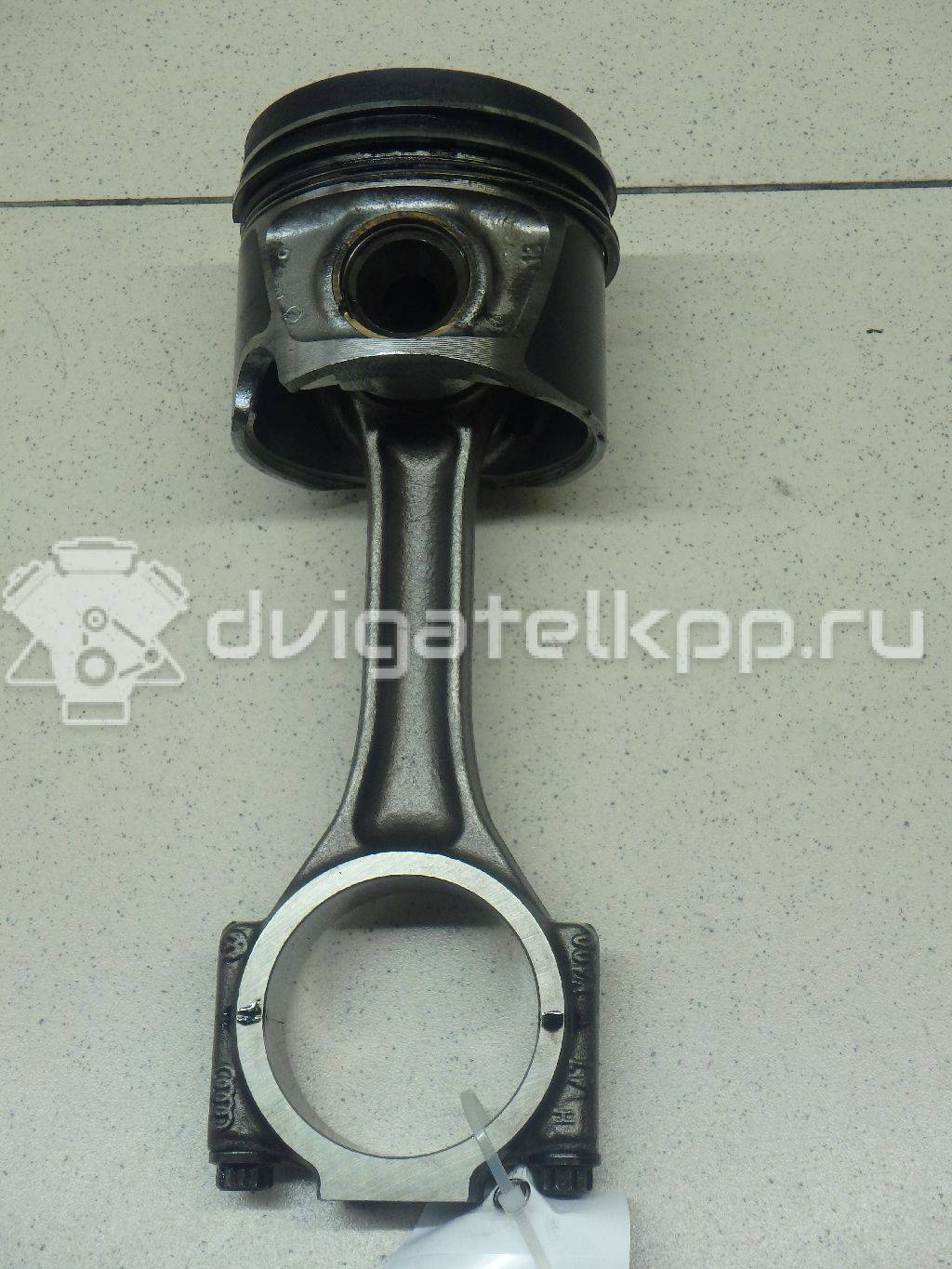 Фото Поршень с шатуном для двигателя AZV для Skoda / Audi / Seat 136 л.с 16V 2.0 л Дизельное топливо {forloop.counter}}