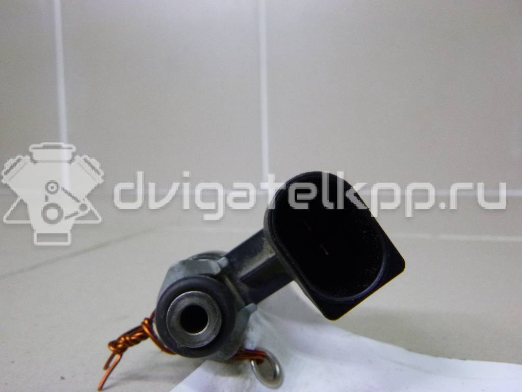 Фото Форсунка инжекторная электрическая  03C906036M для Skoda Octaviaii 1Z3 / Yeti 5L / Fabia / Octavia / Superb {forloop.counter}}