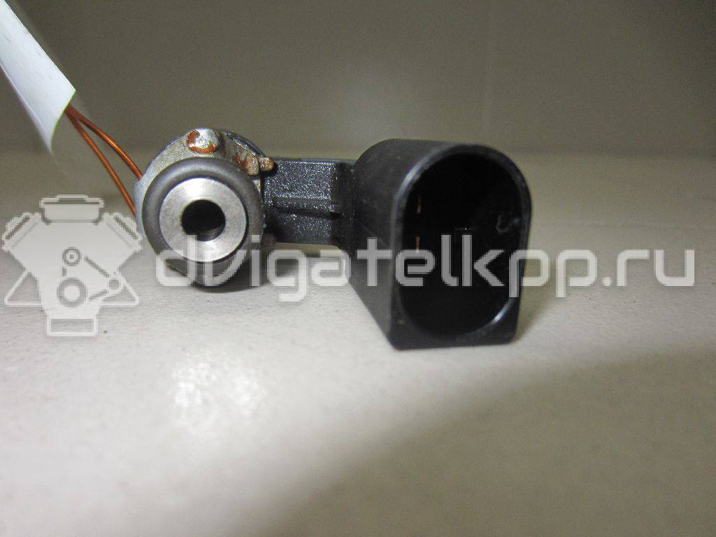 Фото Форсунка инжекторная электрическая  03C906036M для Skoda Octaviaii 1Z3 / Yeti 5L / Fabia / Octavia / Superb {forloop.counter}}