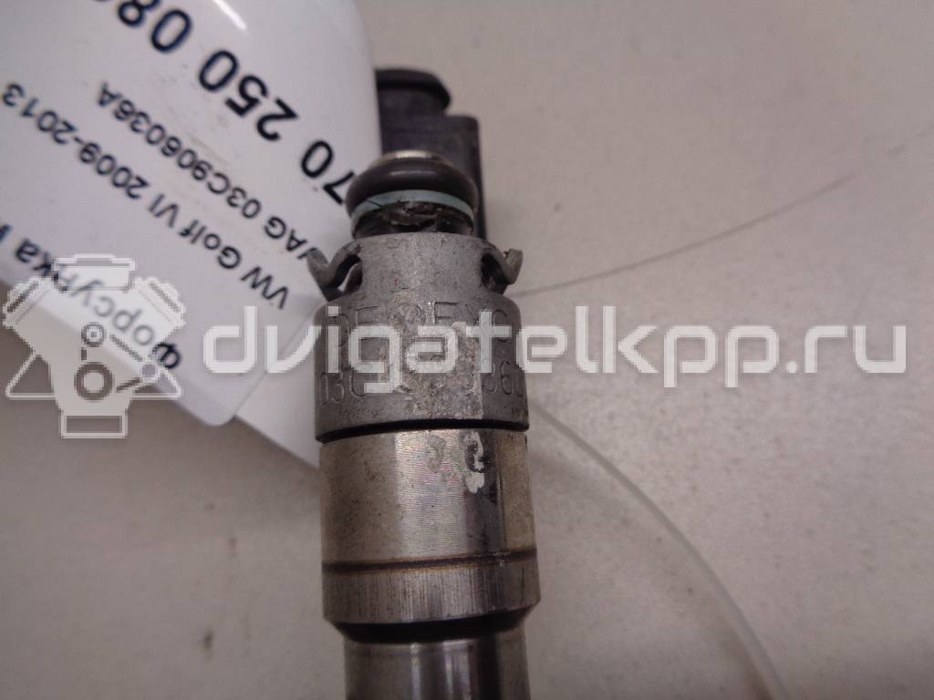 Фото Форсунка инжекторная электрическая  03C906036A для Skoda Octavia / Octaviaii 1Z3 {forloop.counter}}