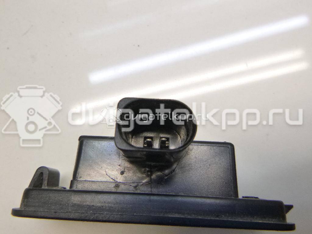 Фото Фонарь подсветки номера  1J6943021B для Volkswagen Scirocco / Touran / Amarok S1B / New Beetle / Bora {forloop.counter}}