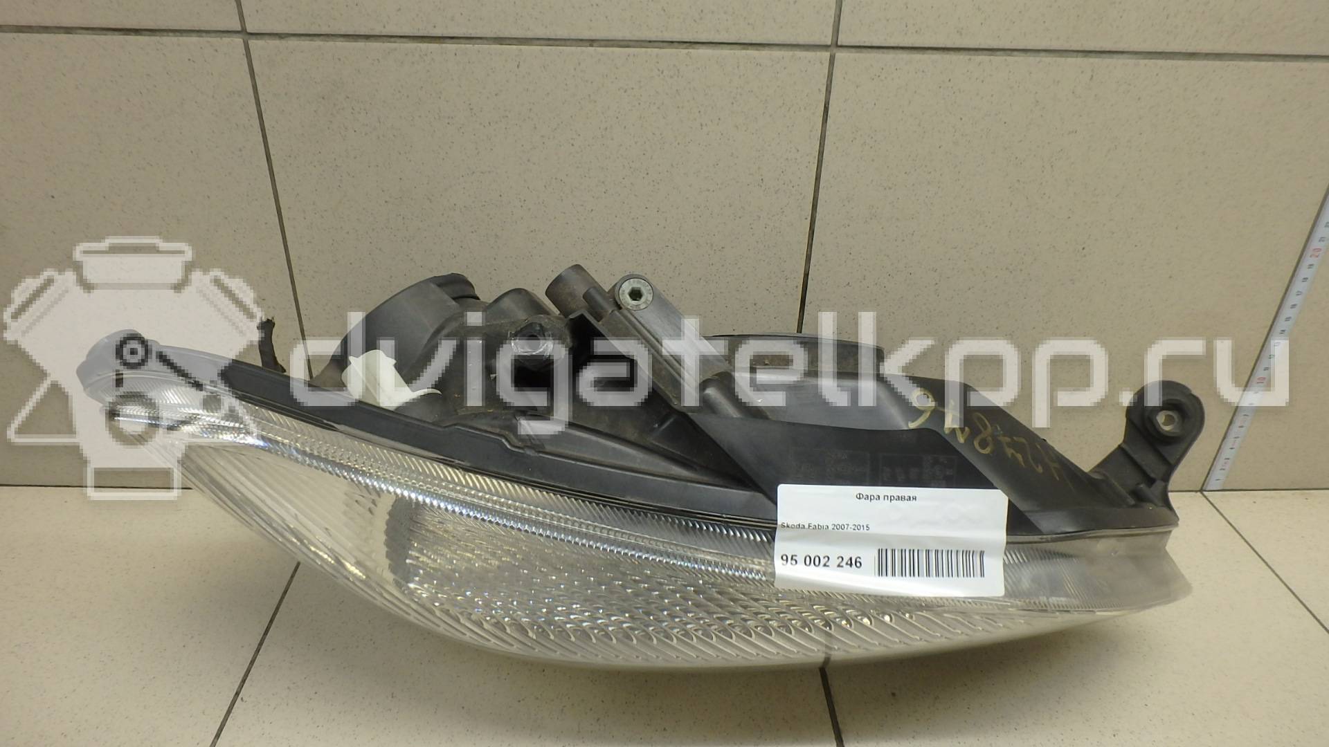 Фото Фара правая  5J2941018D для Skoda Roomster 5J / Fabia {forloop.counter}}