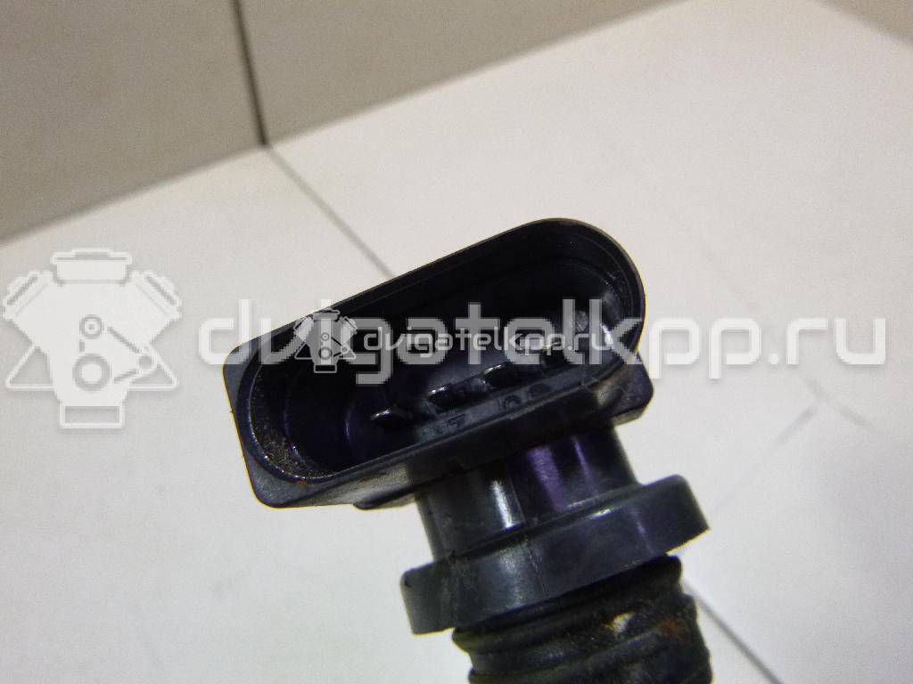 Фото Уплотнитель двери  036905715F для Volkswagen Scirocco / Tiguan / Touran / New Beetle / Bora {forloop.counter}}