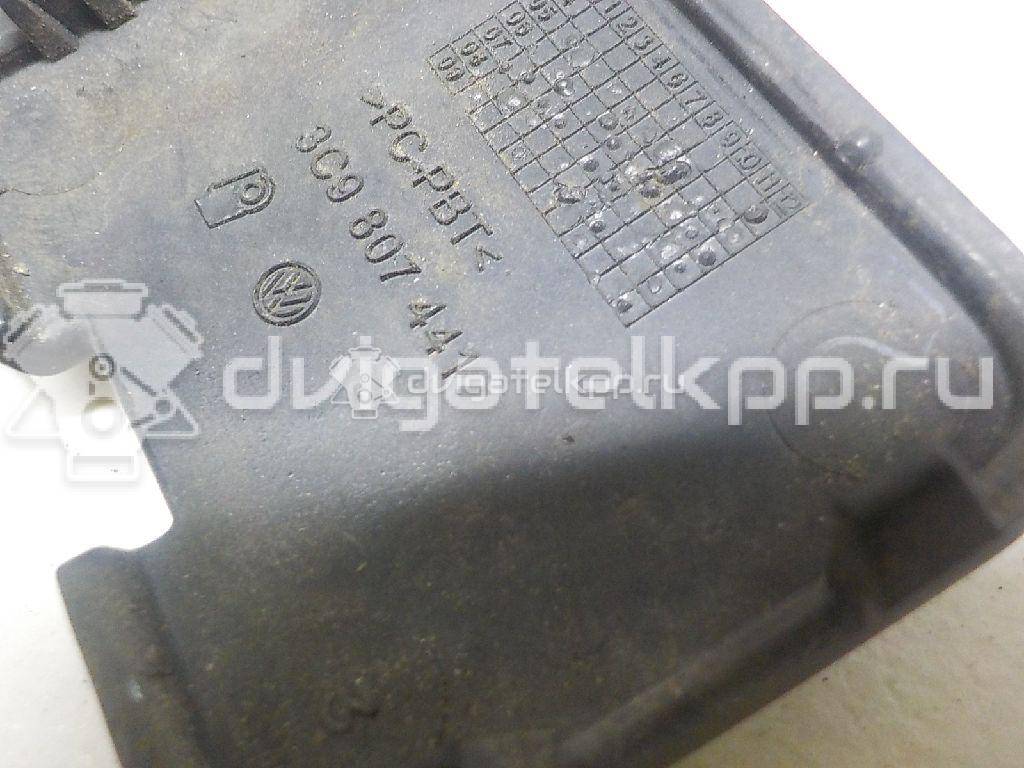 Фото Заглушка буксировочного крюка  3C9807441GRU для Volkswagen Passat {forloop.counter}}