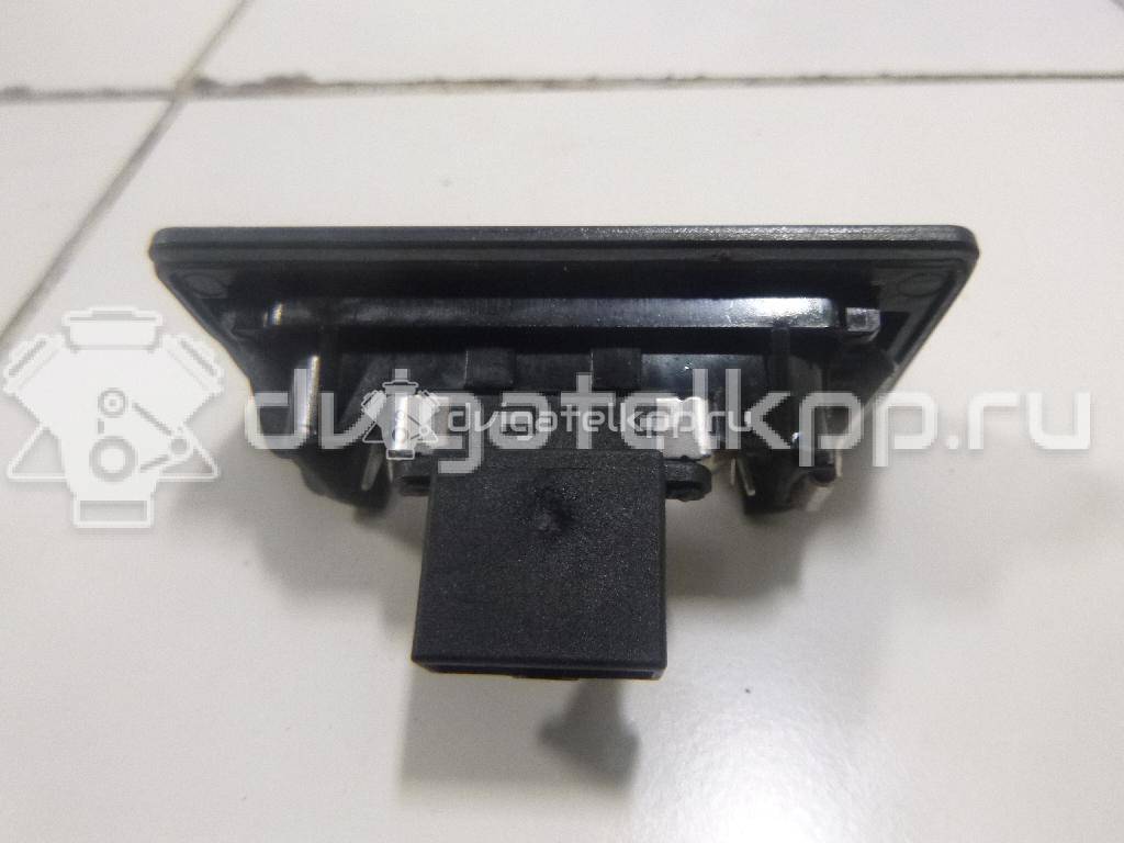 Фото Фонарь подсветки номера  8T0943021 для vw Passat [B6] {forloop.counter}}