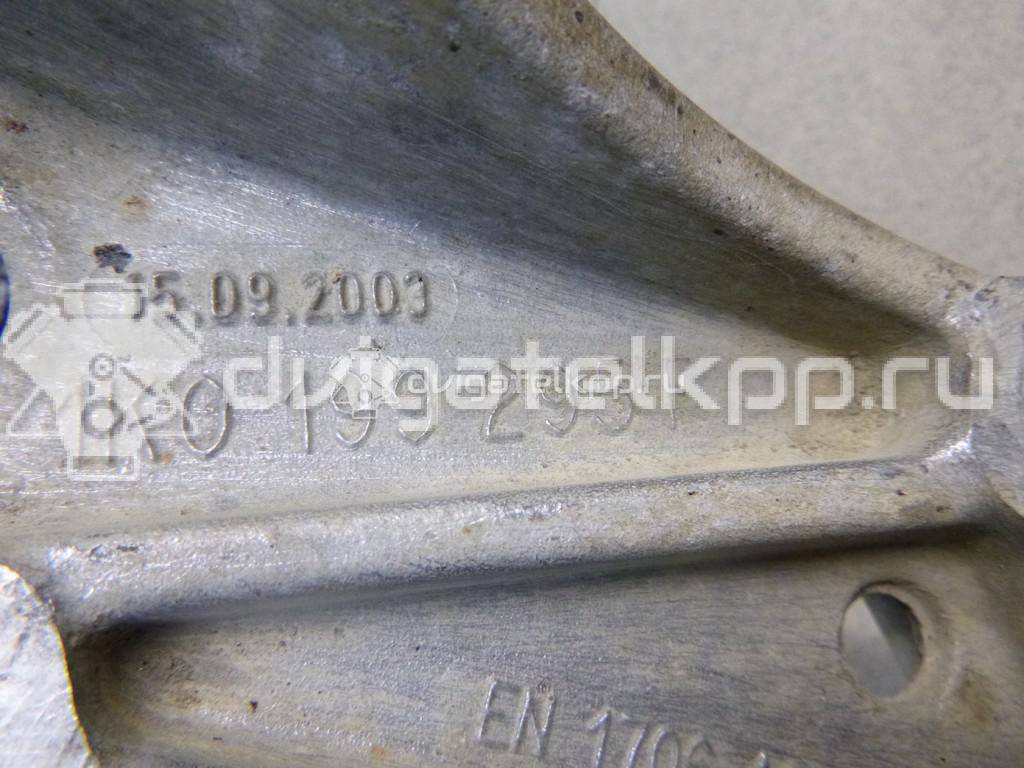 Фото Кронштейн переднего рычага  1K0199295F для Volkswagen Scirocco / Touran / Eos 1F7, 1F8 / Golf / Caddy {forloop.counter}}