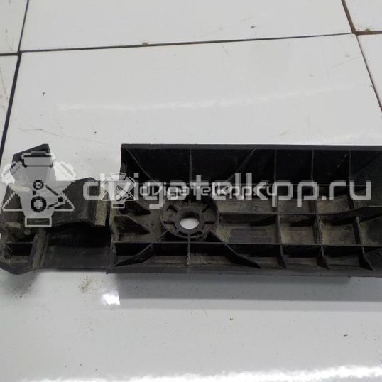 Фото Крепеж брызговика  20721840 для Volvo S80 / 940 / 440 K 445 / 460 L 464