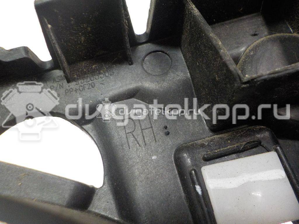 Фото Кронштейн переднего бампера правый  95205508 для Chevrolet Captiva C100, C140 {forloop.counter}}