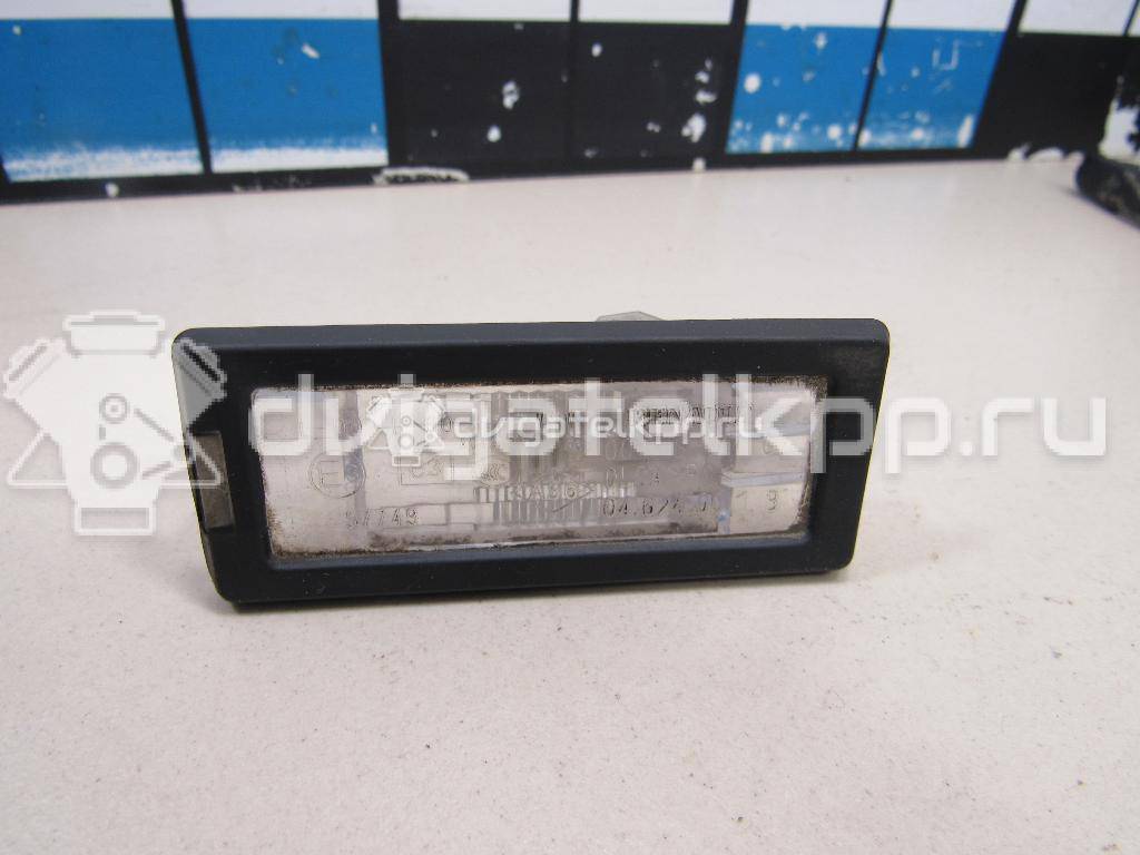 Фото Фонарь подсветки номера  8200013577 для Renault Modus Grand F Jp0 / Megane / Clio / Laguna / Scénic {forloop.counter}}