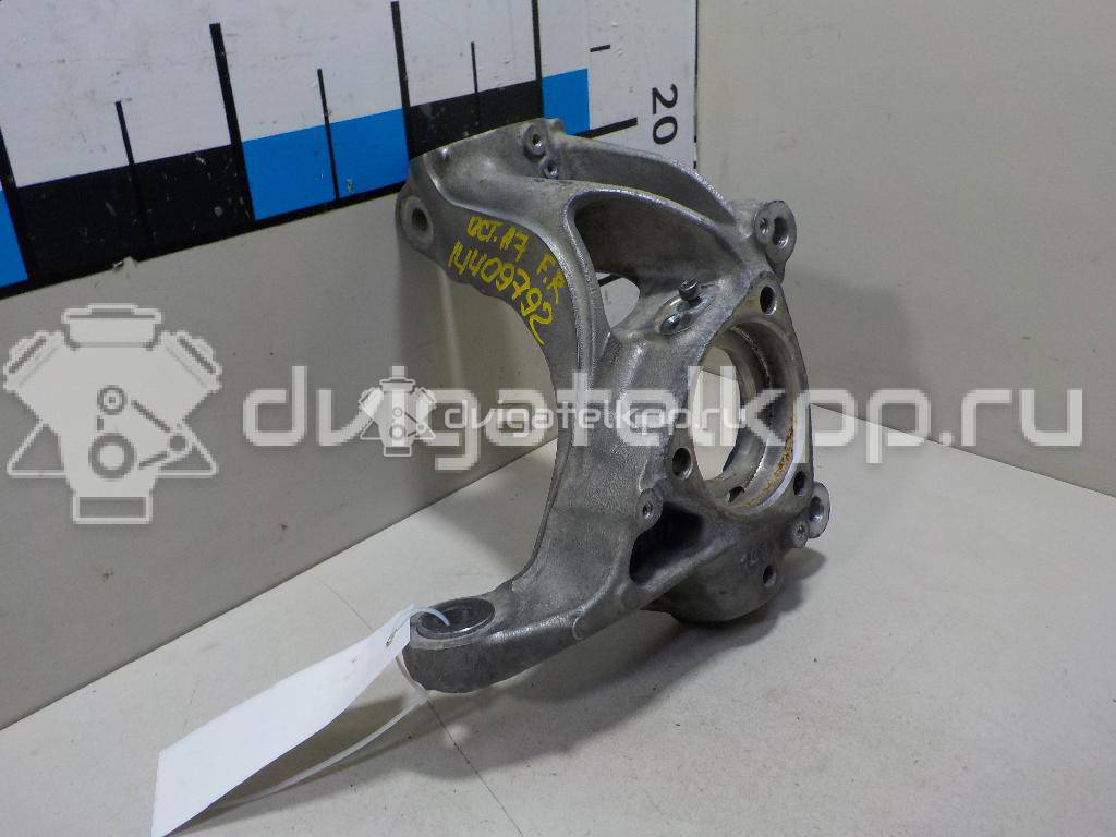 Фото Кулак поворотный передний правый  5Q0407254A для seat Leon (5F) {forloop.counter}}