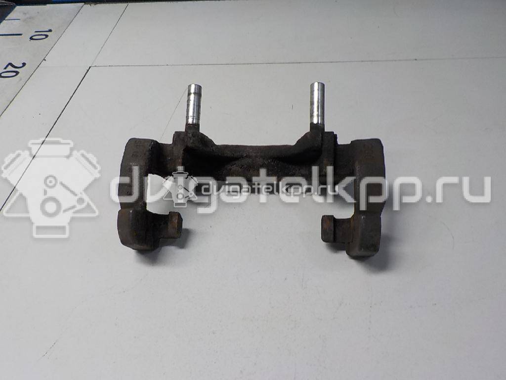 Фото Скоба суппорта переднего  LR000567 для Land Rover Freelander / Range Rover {forloop.counter}}