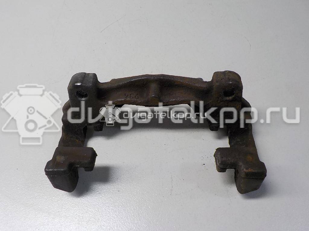 Фото Скоба суппорта переднего  LR000567 для Land Rover Freelander / Range Rover {forloop.counter}}