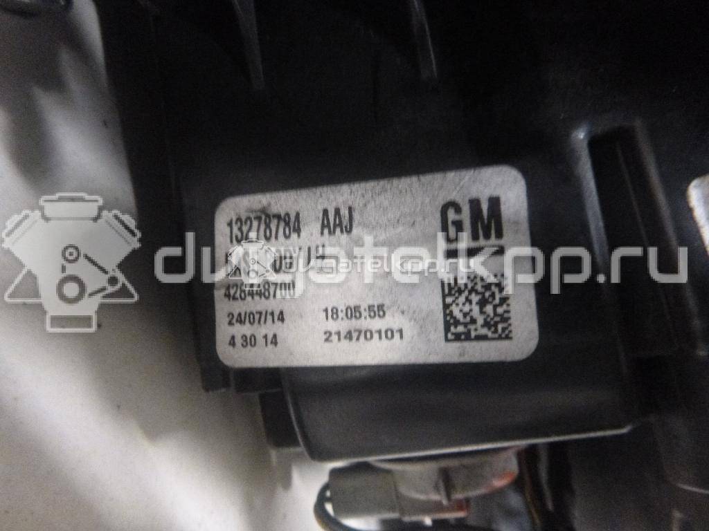 Фото Фонарь задний наружный левый  13386603 для Opel Zafira {forloop.counter}}