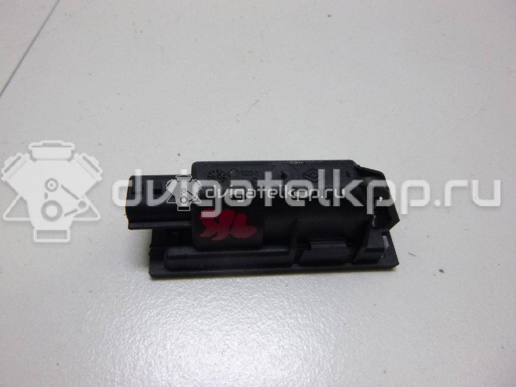 Фото Фонарь подсветки номера  8200480127 для Renault Wind E4M / Kadjar Ha , Hl / Vel Satis Bj0 / Megane / Trafic {forloop.counter}}