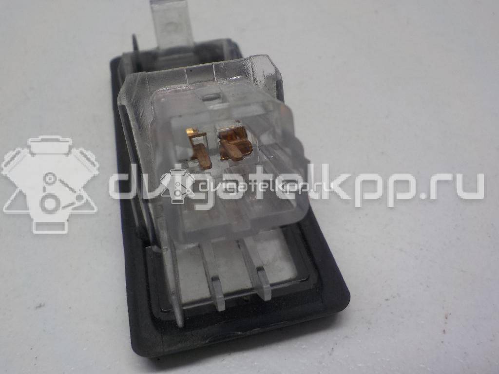 Фото Фонарь подсветки номера  8200013577 для Renault Modus Grand F Jp0 / Megane / Clio / Laguna / Scénic {forloop.counter}}