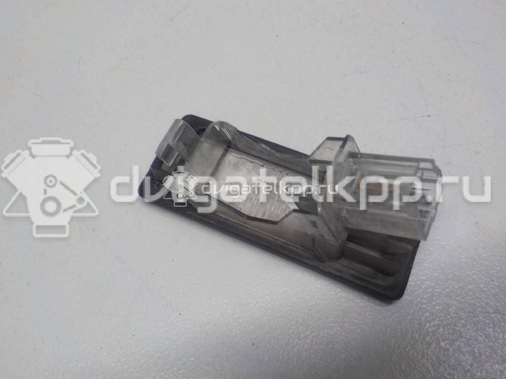 Фото Фонарь подсветки номера  8200013577 для Renault Modus Grand F Jp0 / Megane / Clio / Laguna / Scénic {forloop.counter}}