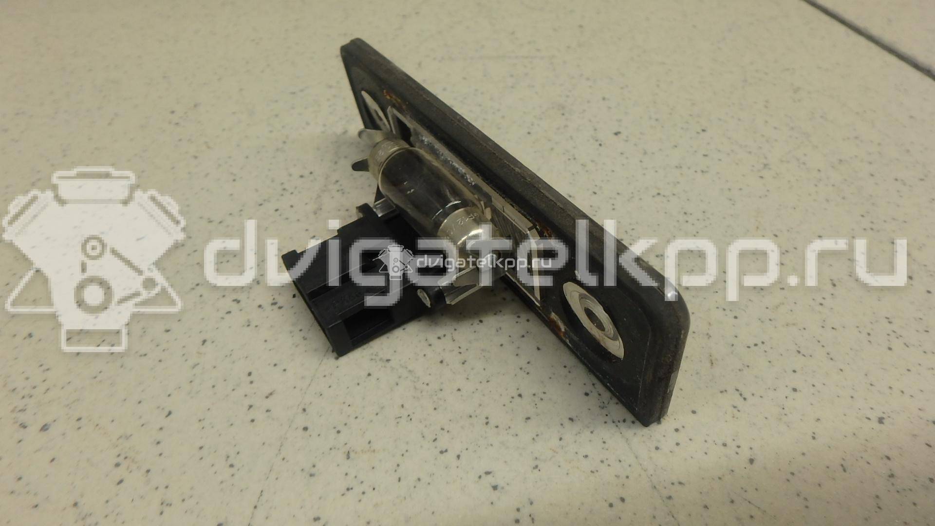 Фото Фонарь подсветки номера  1Z0943021B для Skoda Roomster 5J / Octavia / Octaviaii 1Z3 {forloop.counter}}