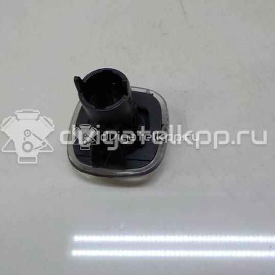 Фото Повторитель на крыло белый  1U0949127C для Skoda Roomster 5J / Fabia / Octavia / Rapid