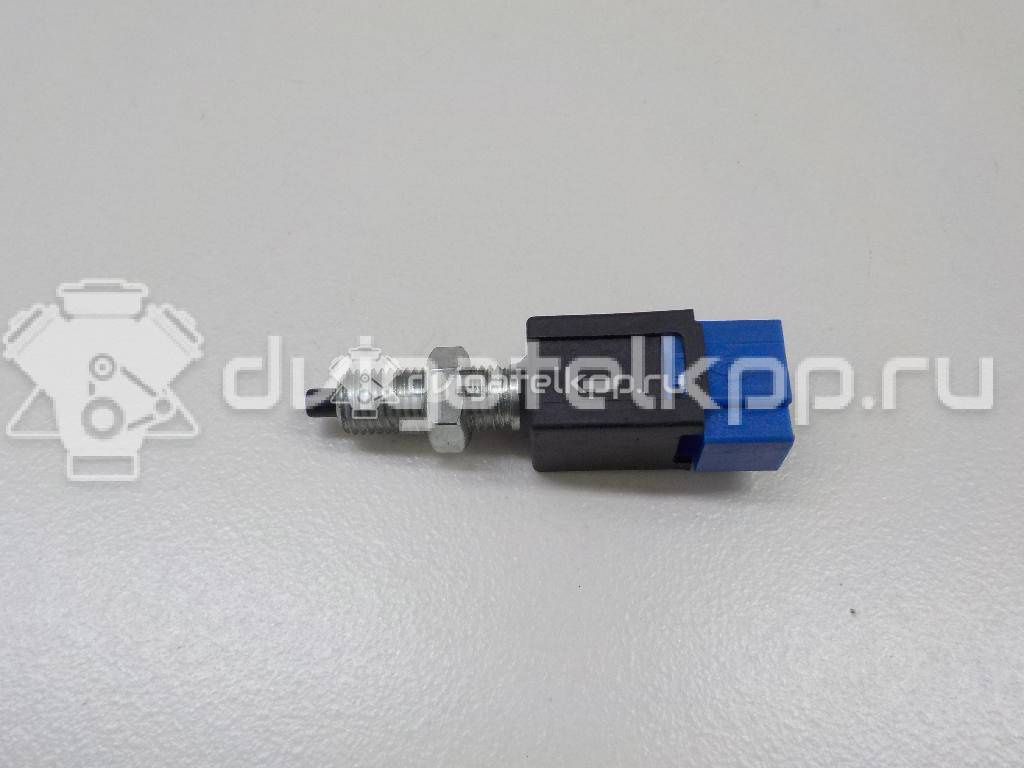 Фото Датчик включения стопсигнала  2532095F0A для Nissan Sunny / 300 Zx {forloop.counter}}