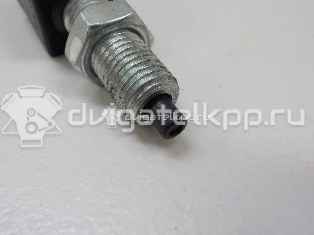 Фото Датчик включения стопсигнала  2532095F0A для Nissan Sunny / 300 Zx {forloop.counter}}