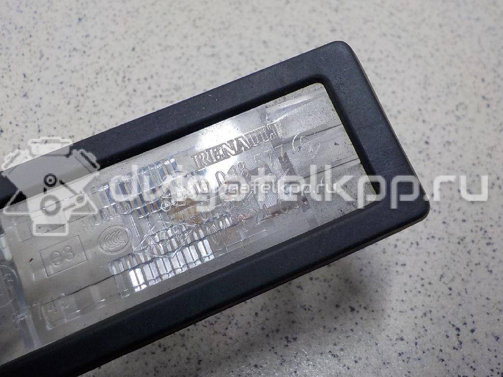 Фото Фонарь подсветки номера  8200013577 для Renault Modus Grand F Jp0 / Megane / Clio / Laguna / Scénic {forloop.counter}}