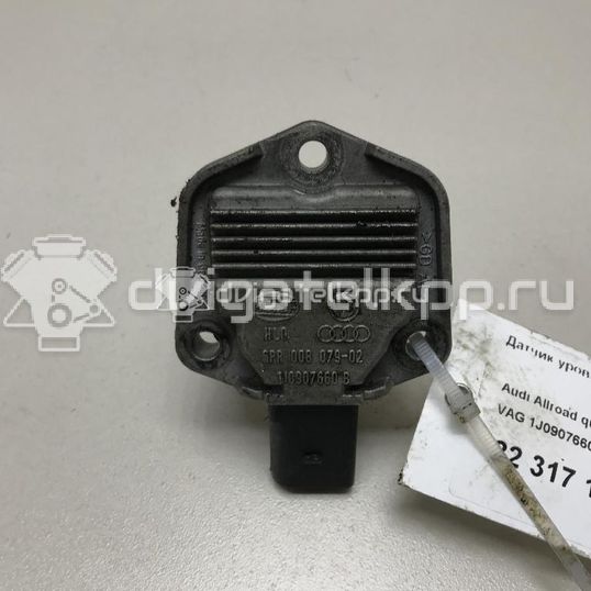 Фото Датчик уровня масла  1J0907660B для Seat Ibiza / Cordoba / Leon / Toledo / Alhambra