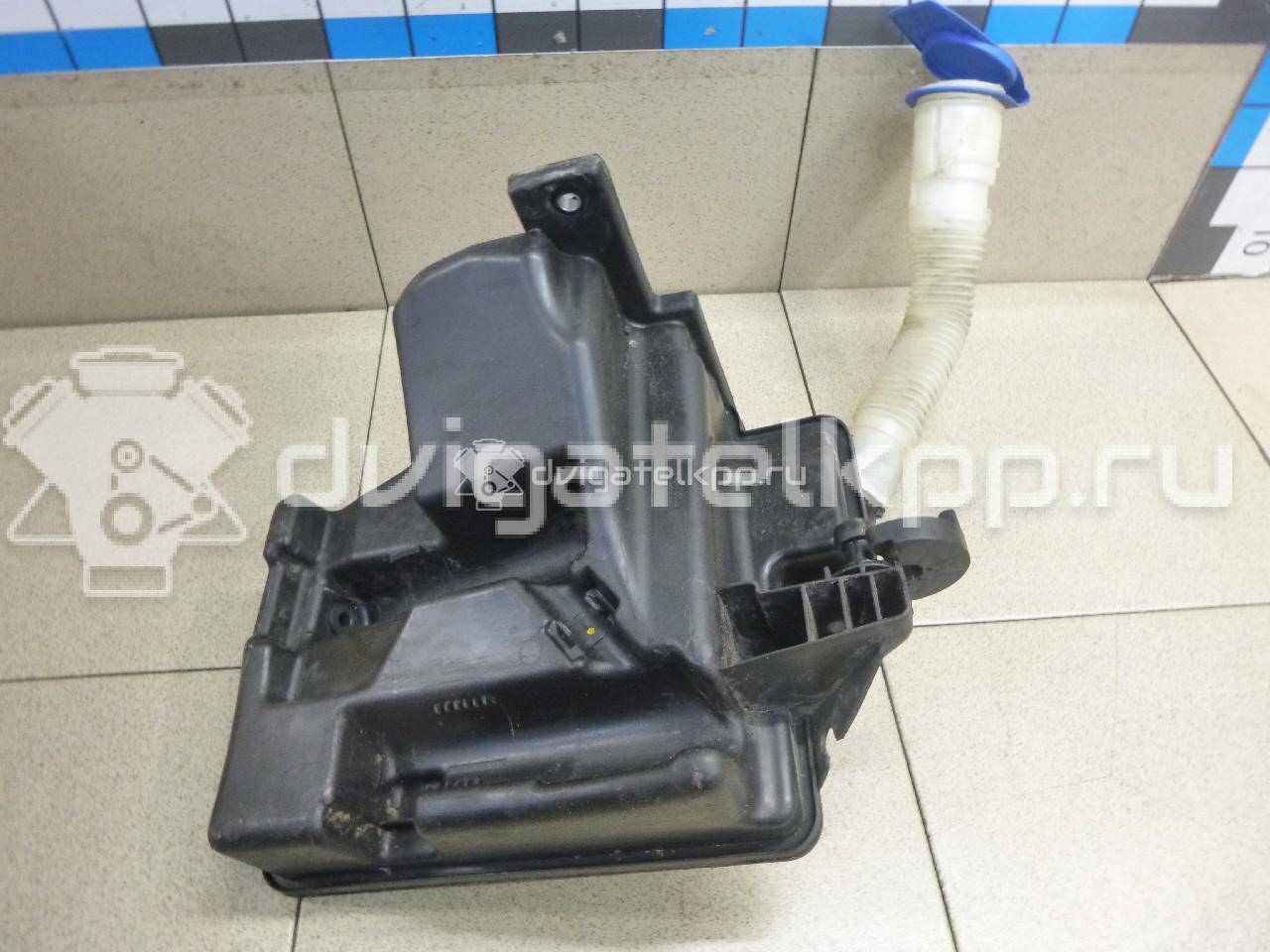 Фото Бачок омывателя лобового стекла  6R0955453E для seat Toledo III {forloop.counter}}