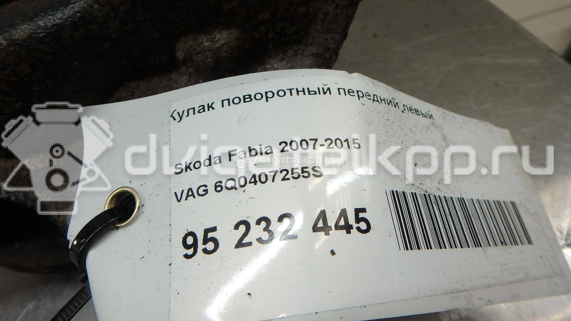 Фото Кулак поворотный передний левый  6Q0407255S для Skoda Roomster 5J / Fabia / Rapid {forloop.counter}}