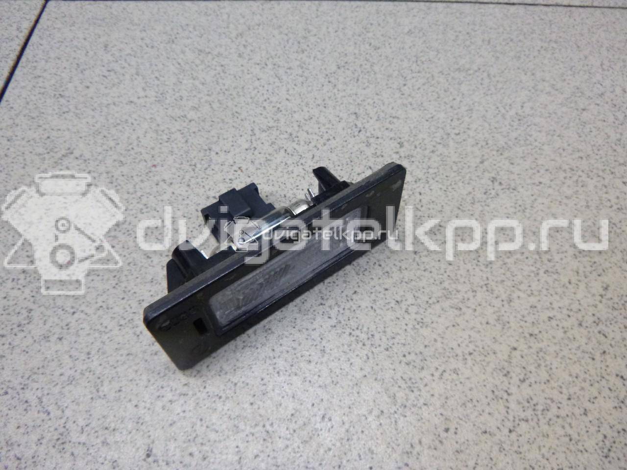 Фото Фонарь подсветки номера  8T0943021 для Skoda Fabia / Superb / Yeti 5L {forloop.counter}}