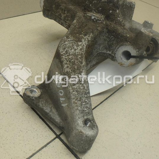 Фото Кулак поворотный задний левый  3c0505433g для audi Q3