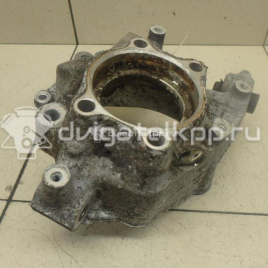 Фото Кулак поворотный задний правый  3c0505434g для audi Q3