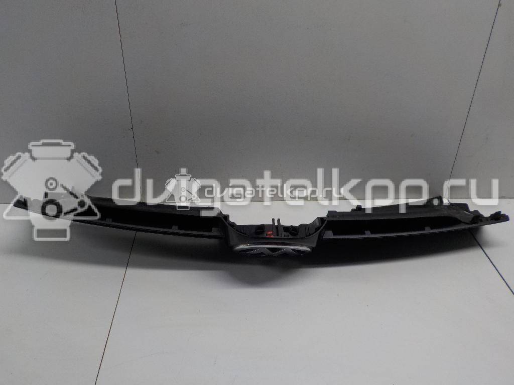 Фото Решетка радиатора  1K0853651AGRU для Volkswagen Jetta / Golf {forloop.counter}}