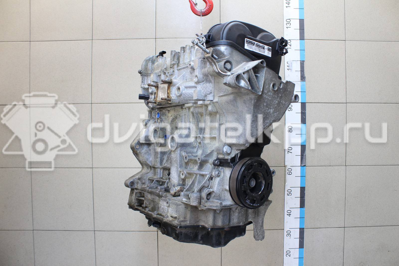 Фото Контрактный (б/у) двигатель CHPA для Volkswagen Golf 140 л.с 16V 1.4 л бензин 04E100033B {forloop.counter}}