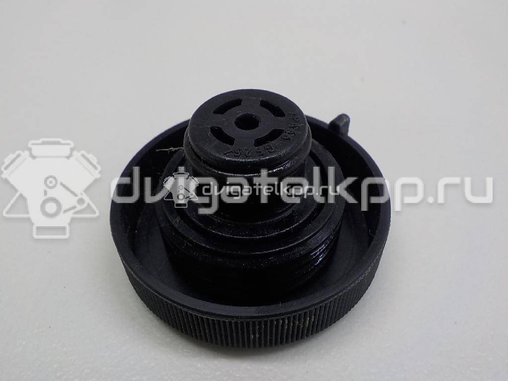 Фото Крышка расширительного бачка  1647528120 для Toyota Iq J1 / Land Cruiser / Mirai Jpd1 / Avensis / Alphard {forloop.counter}}