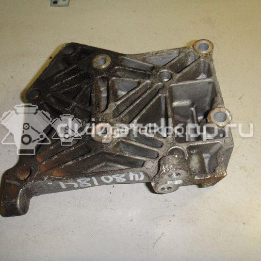 Фото Кронштейн генератора  11910BM700 для Nissan Sunny / Bluebird / Avenir / Primera / Almera