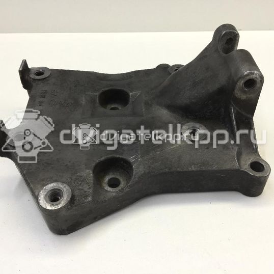 Фото Кронштейн генератора  11910BM700 для Nissan Sunny / Bluebird / Avenir / Primera / Almera