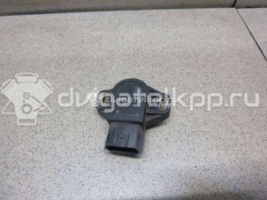 Фото Датчик положения дроссельной заслонки  2262031U01 для Nissan Terrano / Serena / 200 Sx / Sunny / Primera {forloop.counter}}