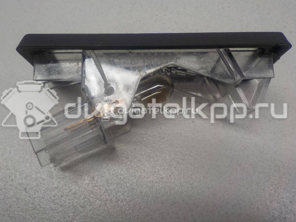 Фото Фонарь подсветки номера  8200013577 для Renault Modus Grand F Jp0 / Megane / Clio / Laguna / Scénic {forloop.counter}}